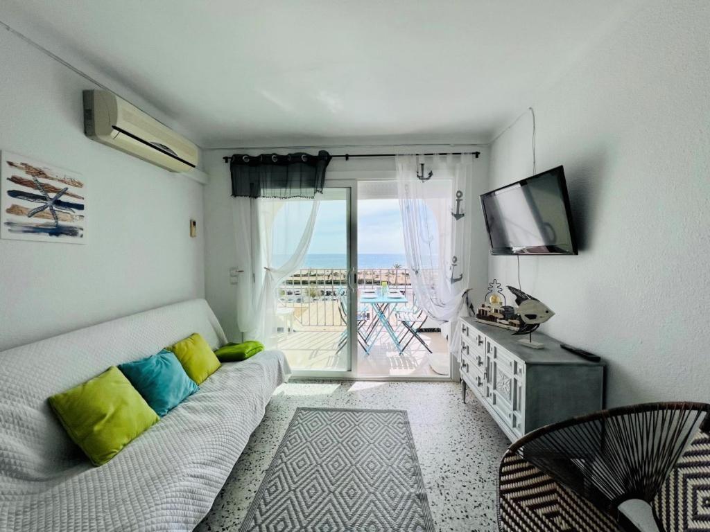 Sylvia 4A - Estudio En Primera Linea De Mar - Centrico - Terraza Vista Mar - Playa - Wifi Apartment Емпуриабрава Екстериор снимка